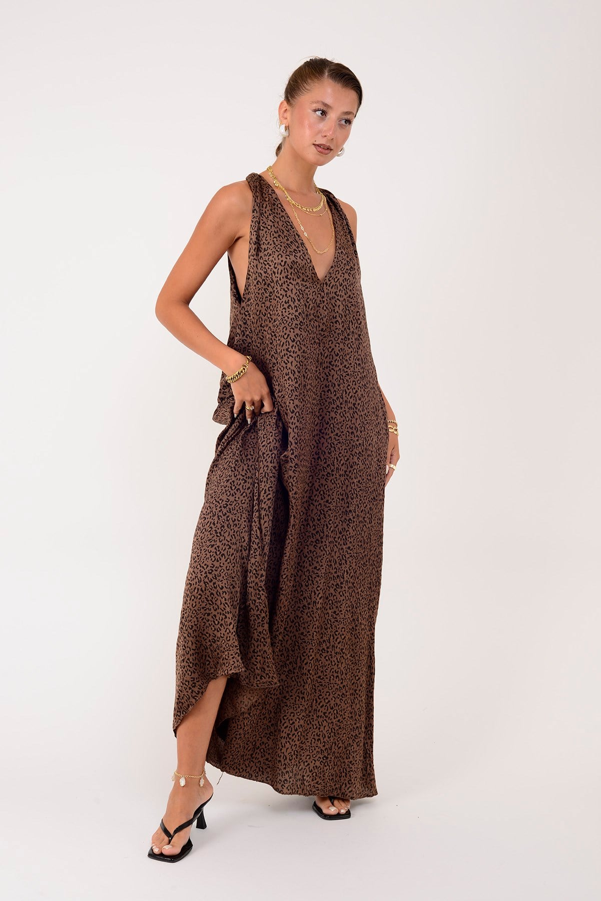 72466 LEOPAR DESEN SIRT DETAYLI V YAKA ELBİSE
