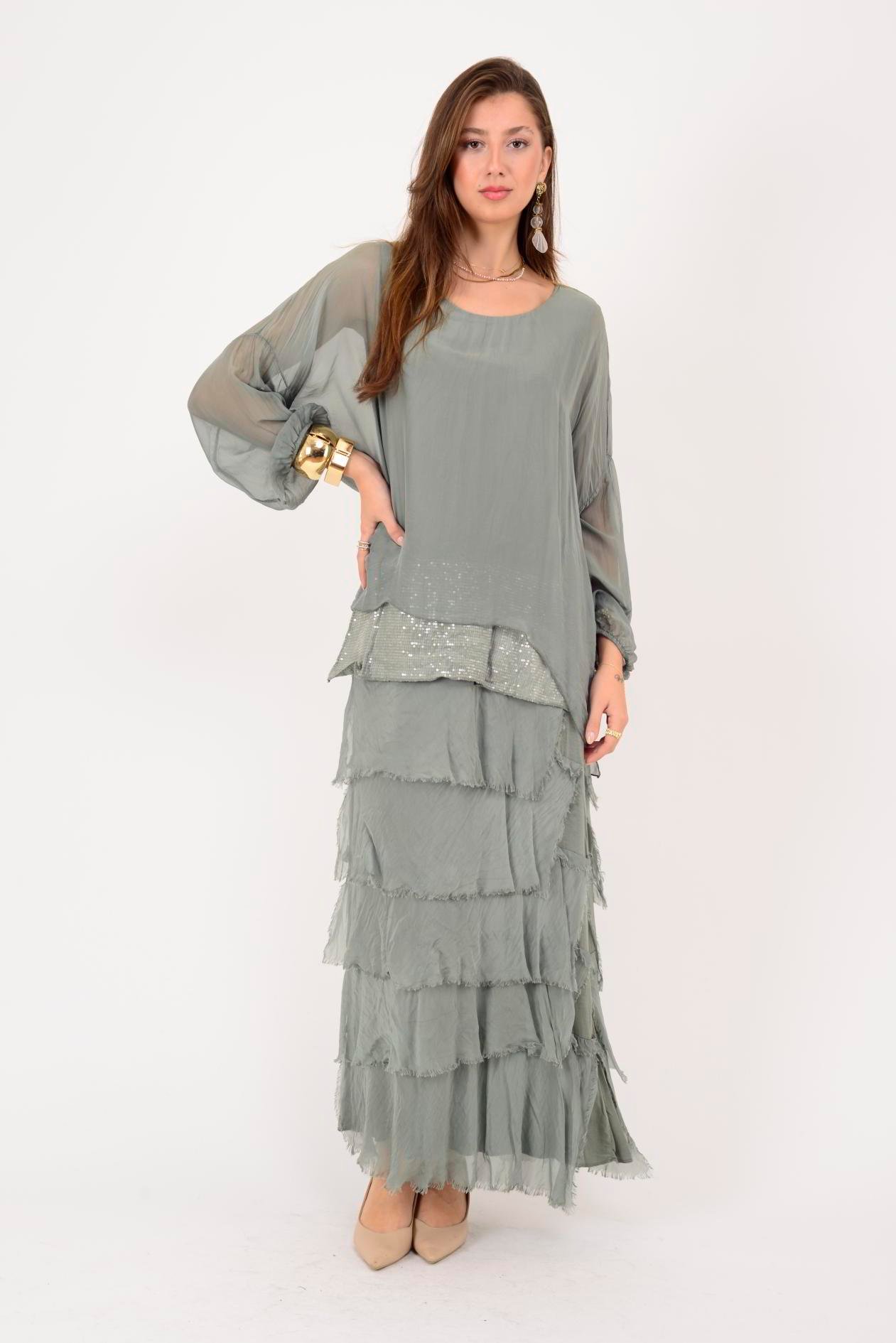 7509 PUL DETAYLI UZUN KOL KAT KAT İPEK ELBİSE