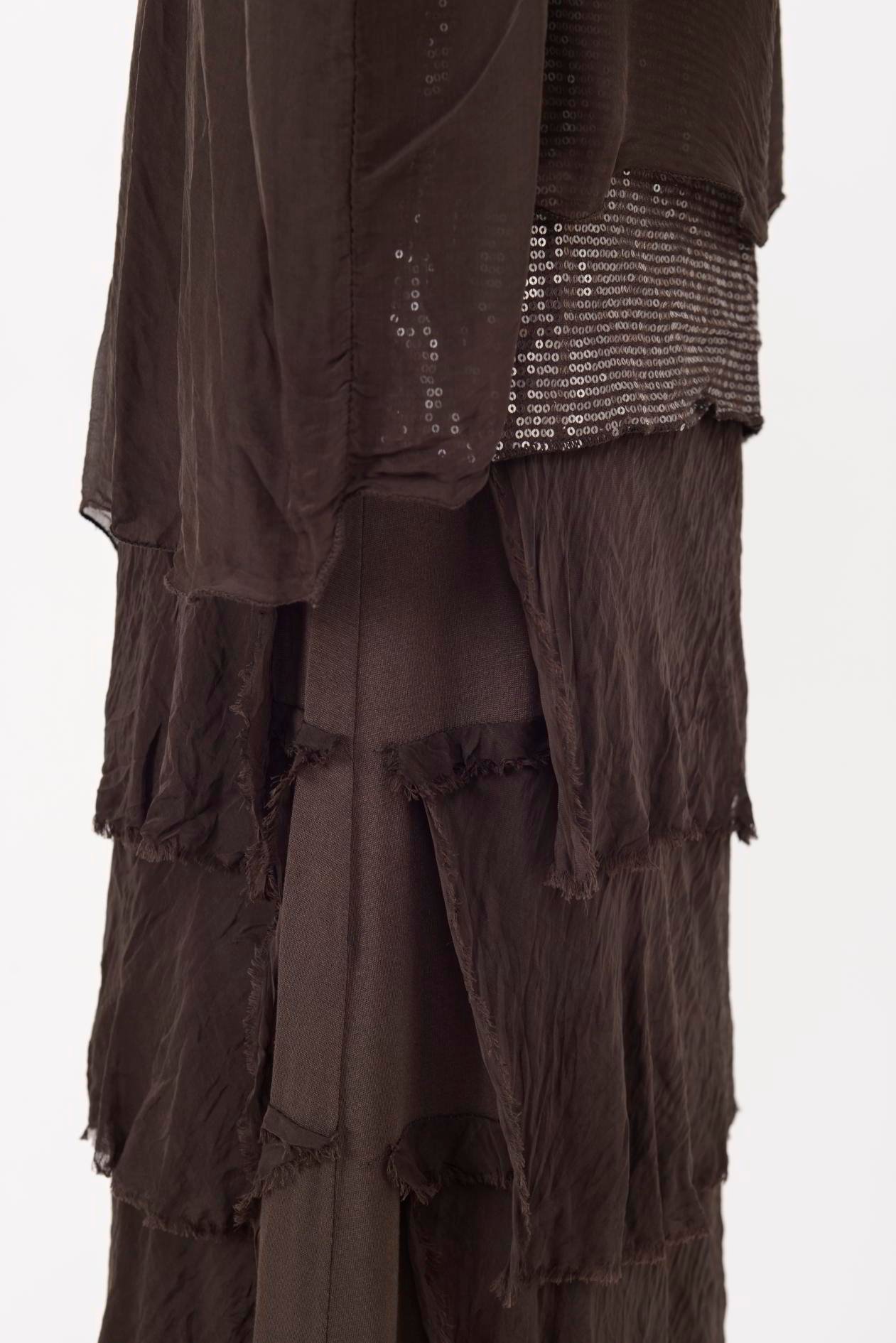 7509 PUL DETAYLI UZUN KOL KAT KAT İPEK ELBİSE