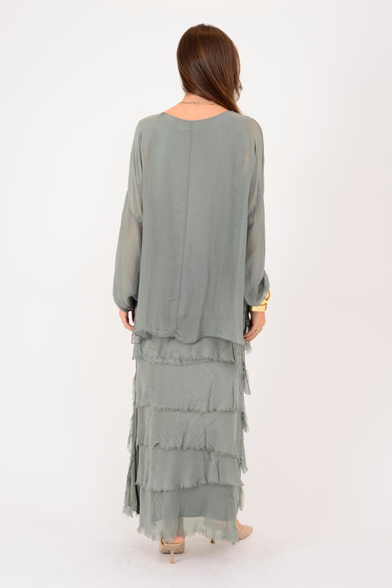 7509 PUL DETAYLI UZUN KOL KAT KAT İPEK ELBİSE