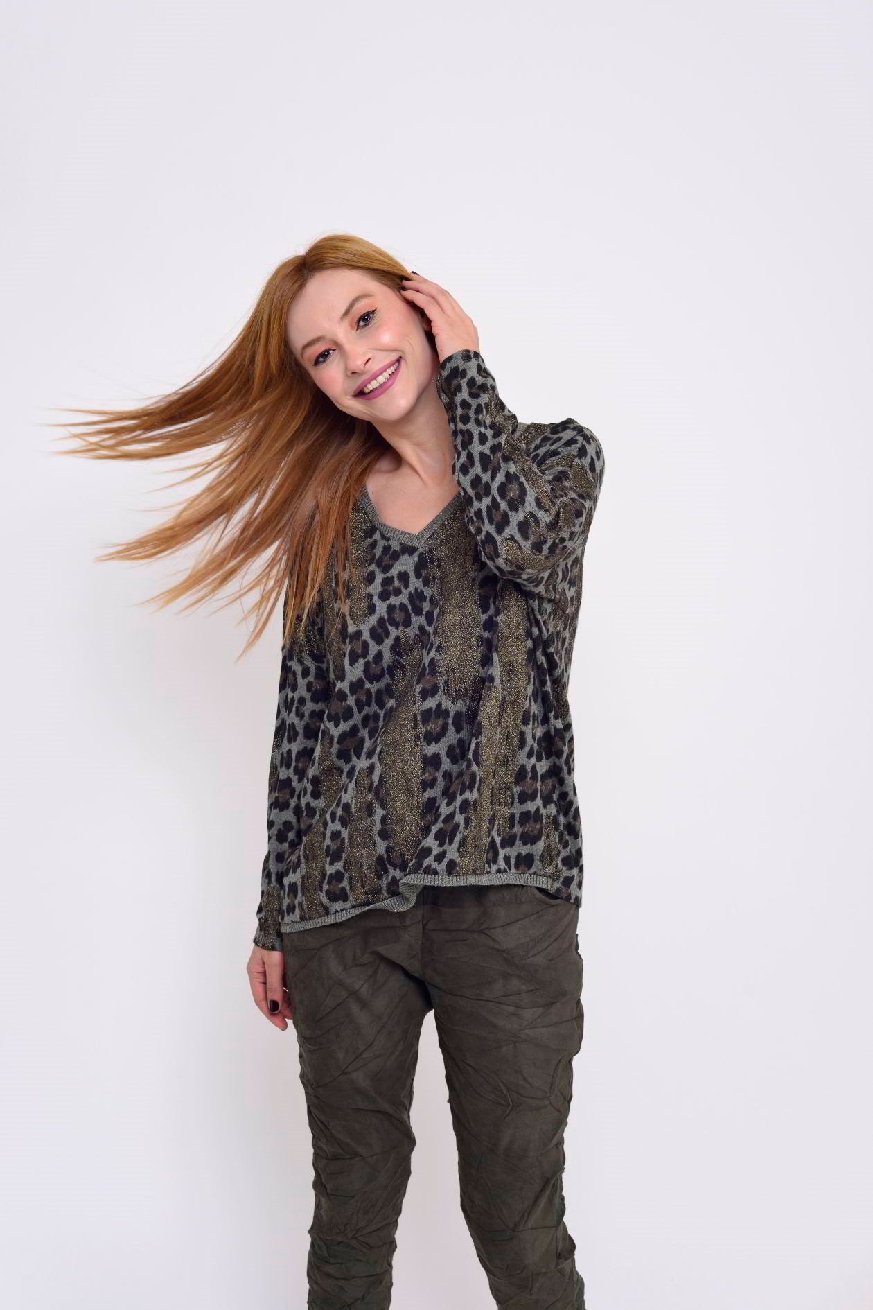 817171 SİM DETAYLI LEOPAR DESEN BLUZ