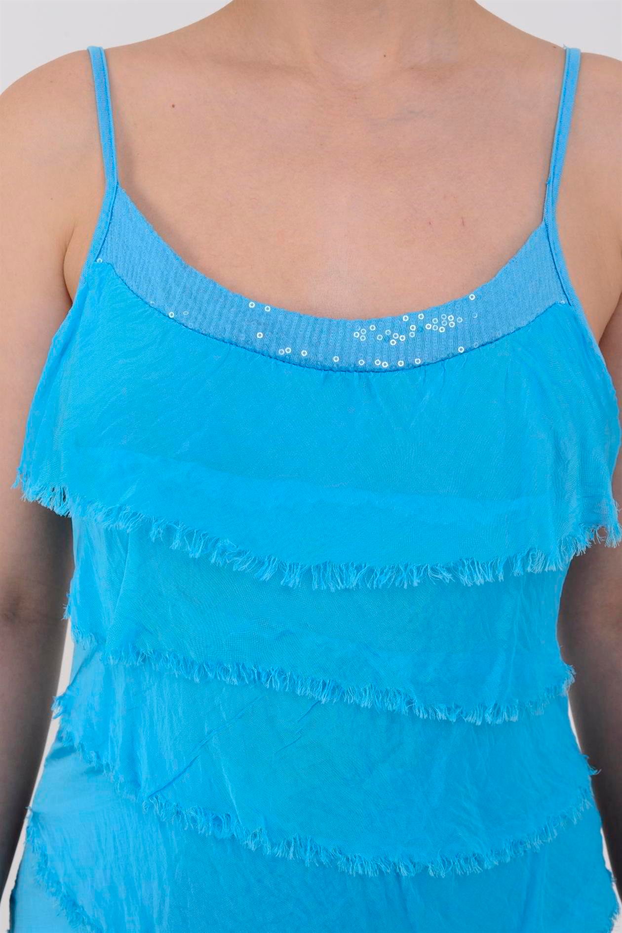 8689 YAKASI PAYETLİ KAT KAT ASKILI İPEK BLUZ
