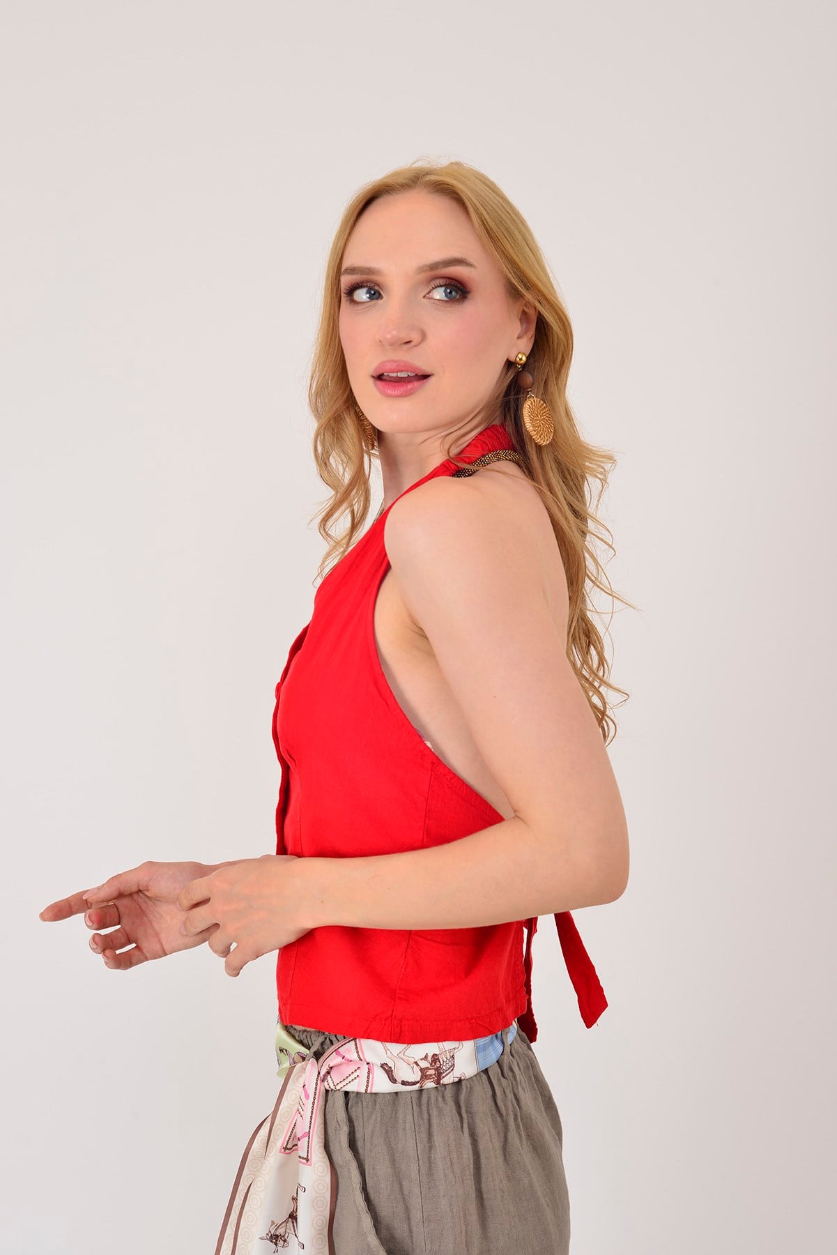 A1365 HALTER YAKA SIRT DEKOLTELİ KETEN GÖMLEK