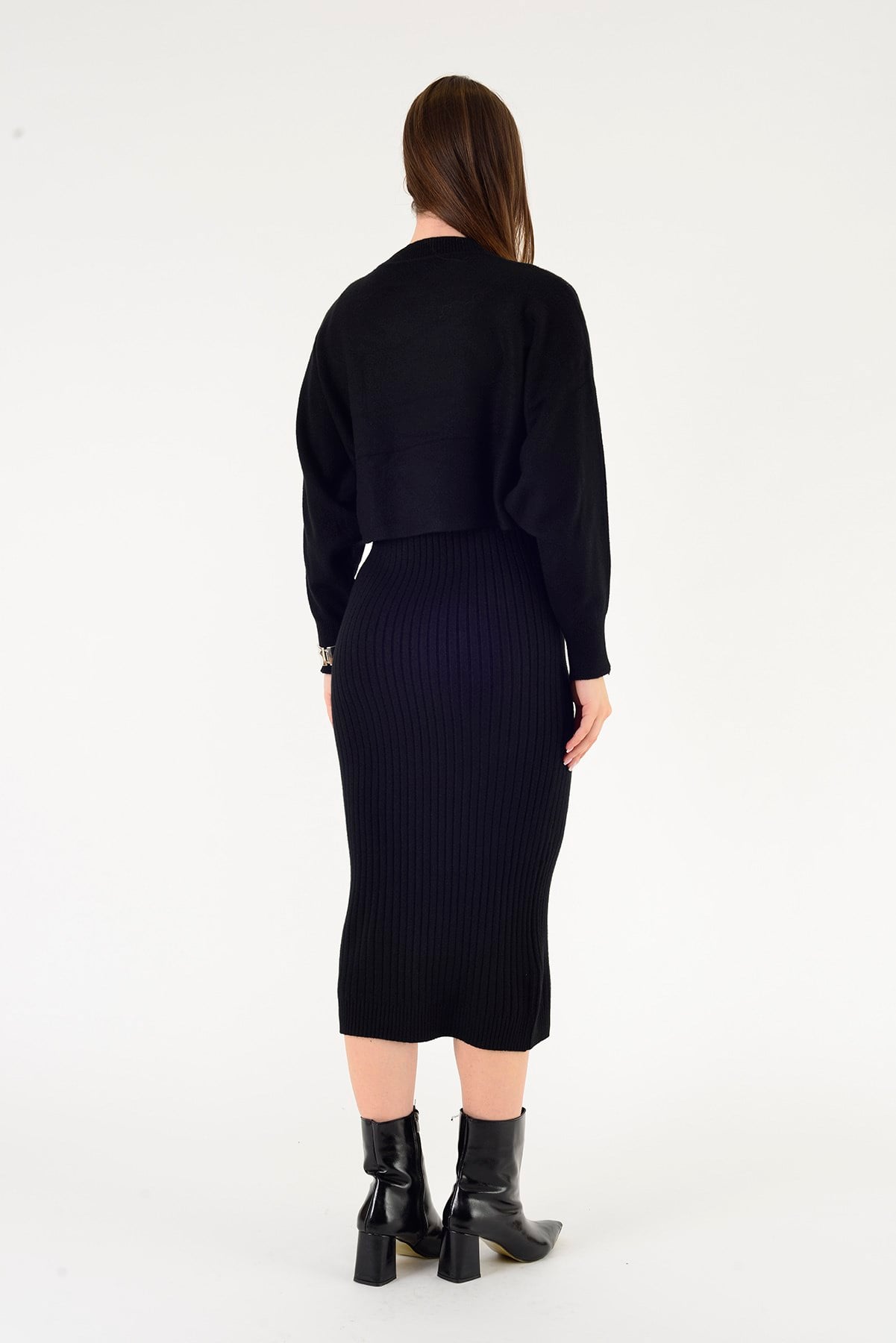 A8046 ÇİÇEK İŞLEMELİ PAYETLİ 2 'Lİ TRİKO ELBİSE