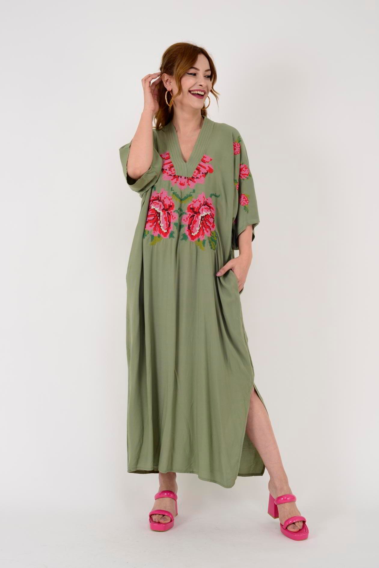 AN10391 GÜL DESEN V YAKA ELBİSE
