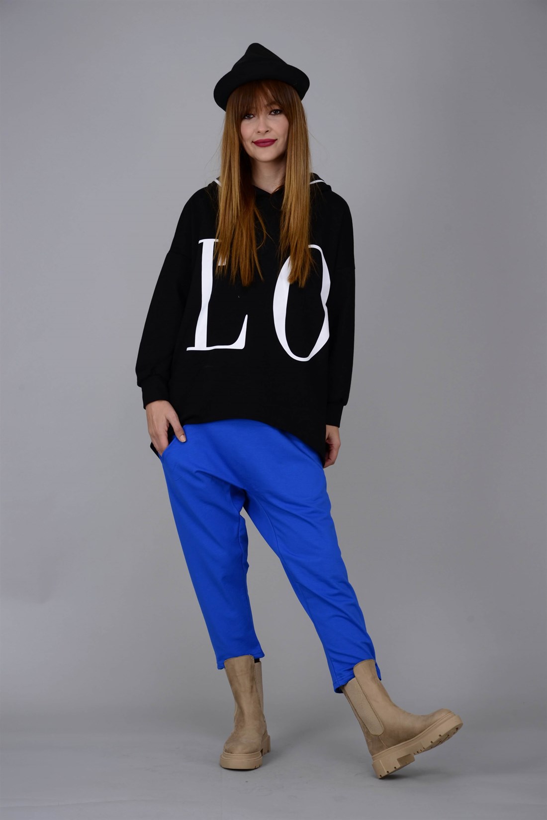 AN9002 LOVE KAPÜŞONLU SWEATSHIRT