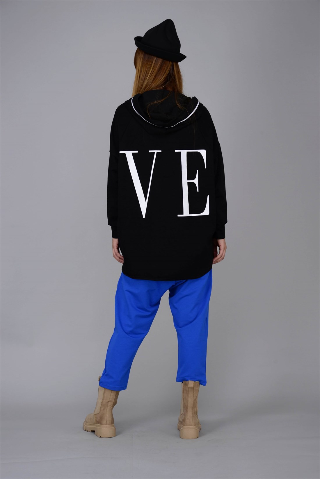 AN9002 LOVE KAPÜŞONLU SWEATSHIRT