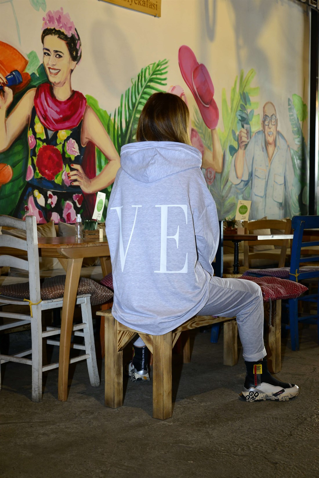 AN9002 LOVE KAPÜŞONLU SWEATSHIRT