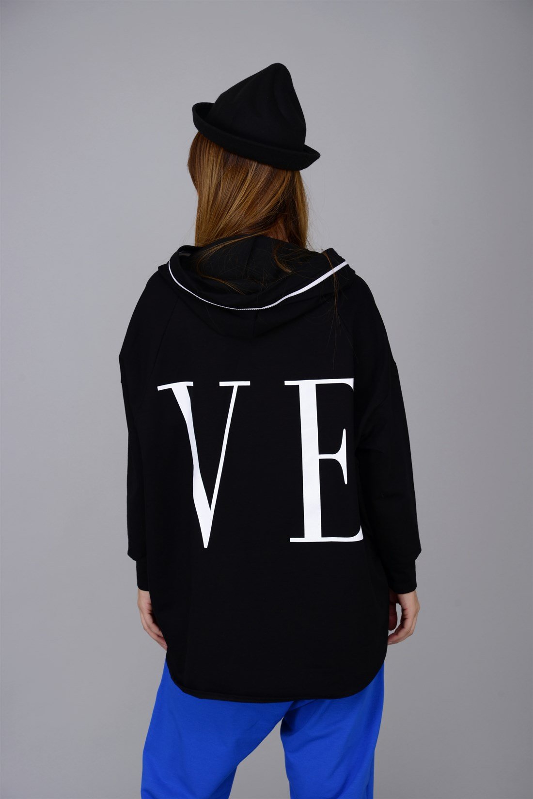 AN9002 LOVE KAPÜŞONLU SWEATSHIRT