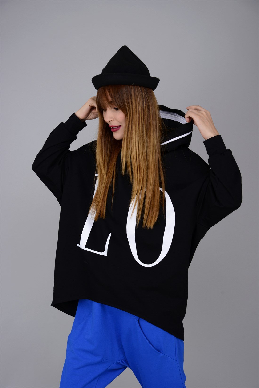 AN9002 LOVE KAPÜŞONLU SWEATSHIRT