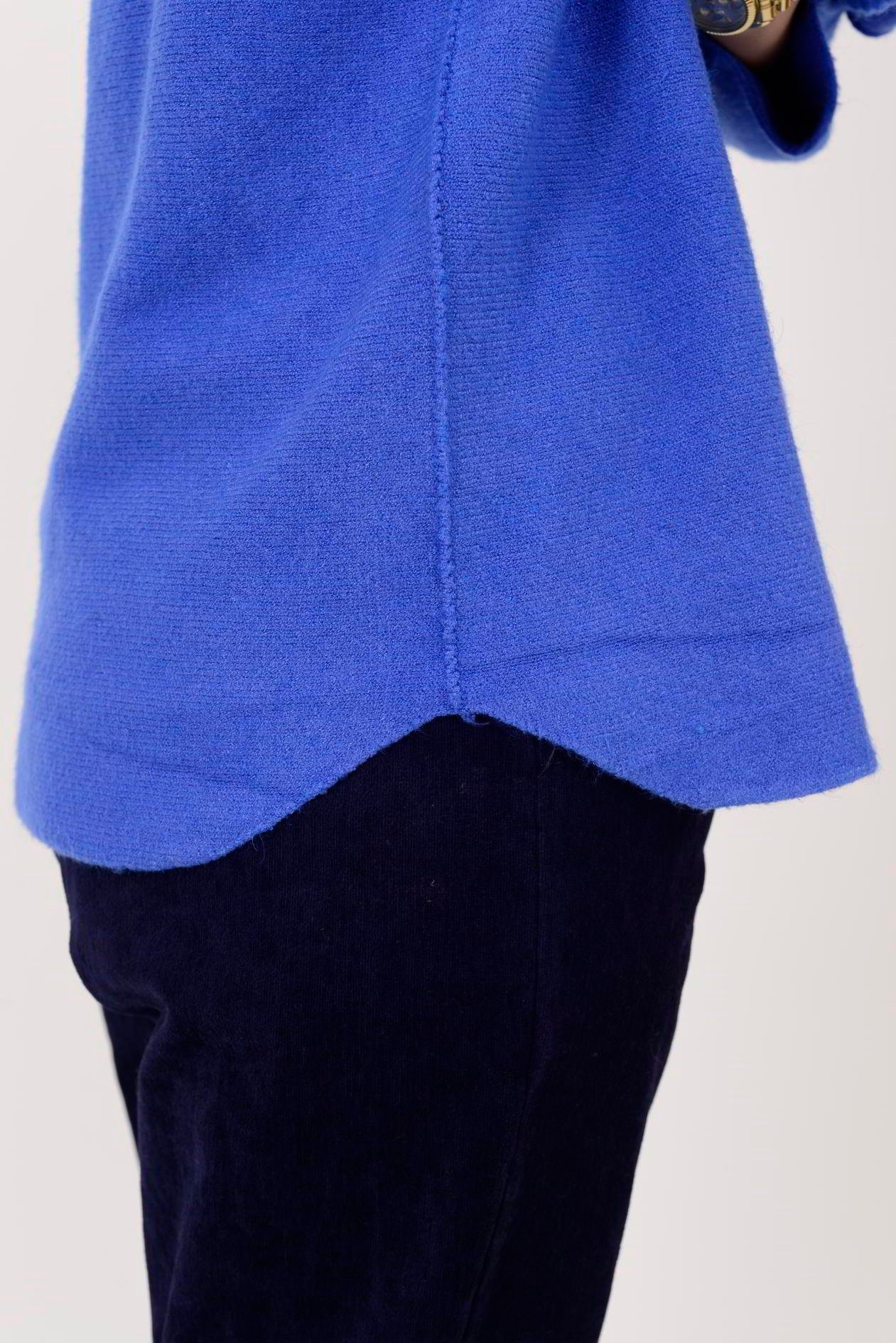 HM7002 V YAKA TRİKO BLUZ