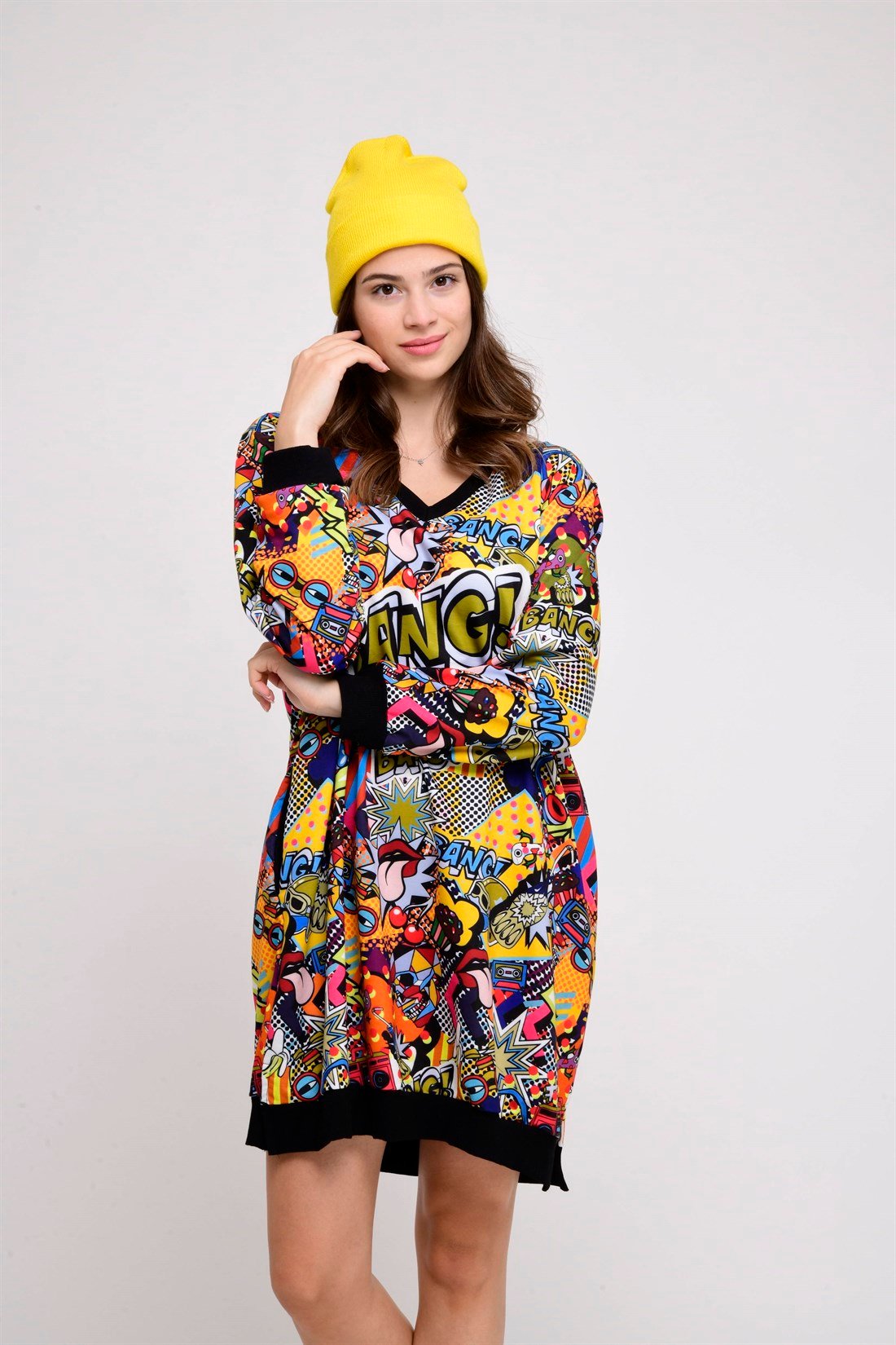JY751 V-YAKA BASKI DESEN SWEATSHIRT