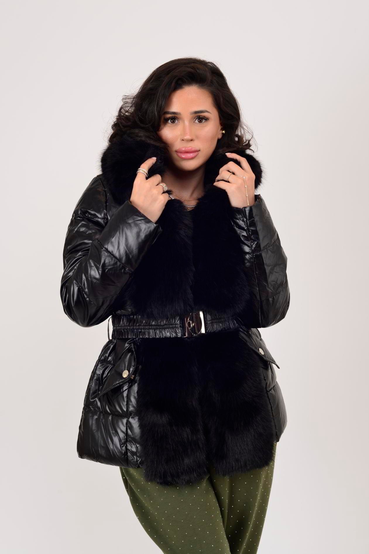 M069 KEMER DETAYLI KÜRKLÜ KAPİTONE MONT