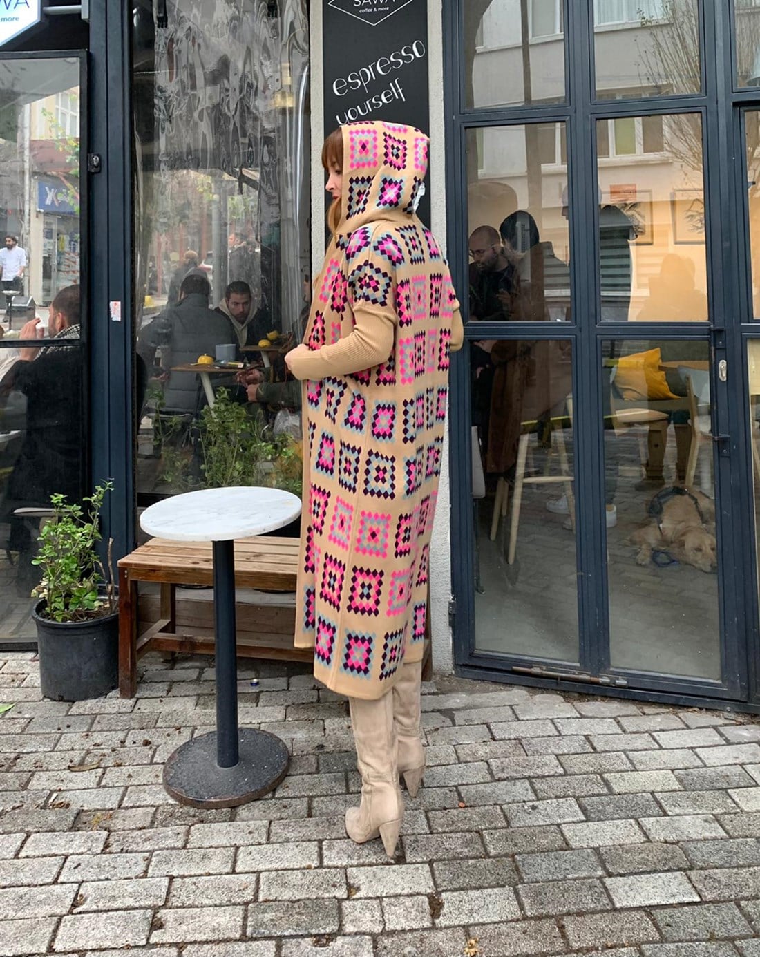 MRT7020 BOUQET MOTİFLİ TRİKO HIRKA