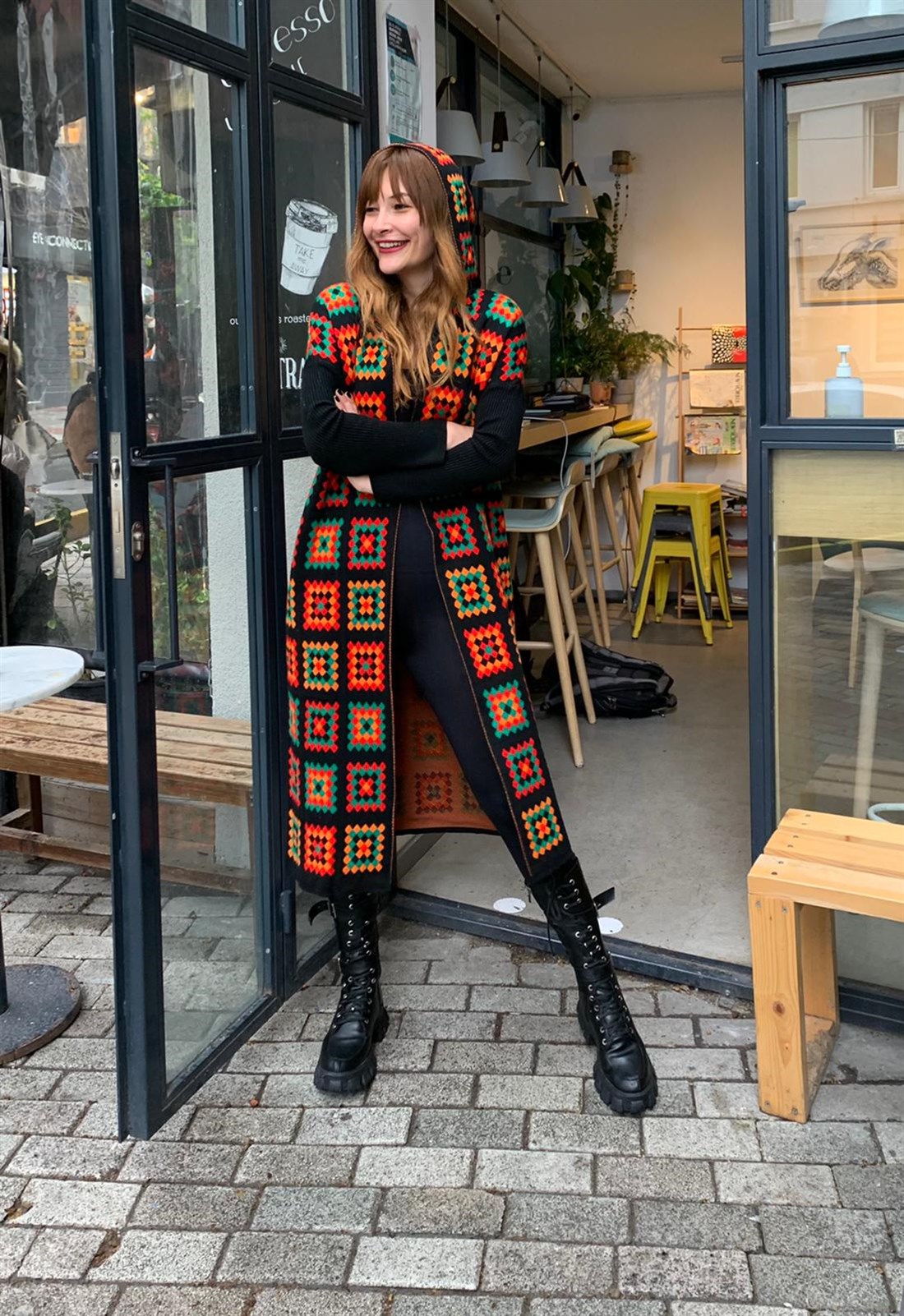 MRT7020 BOUQET MOTİFLİ TRİKO HIRKA