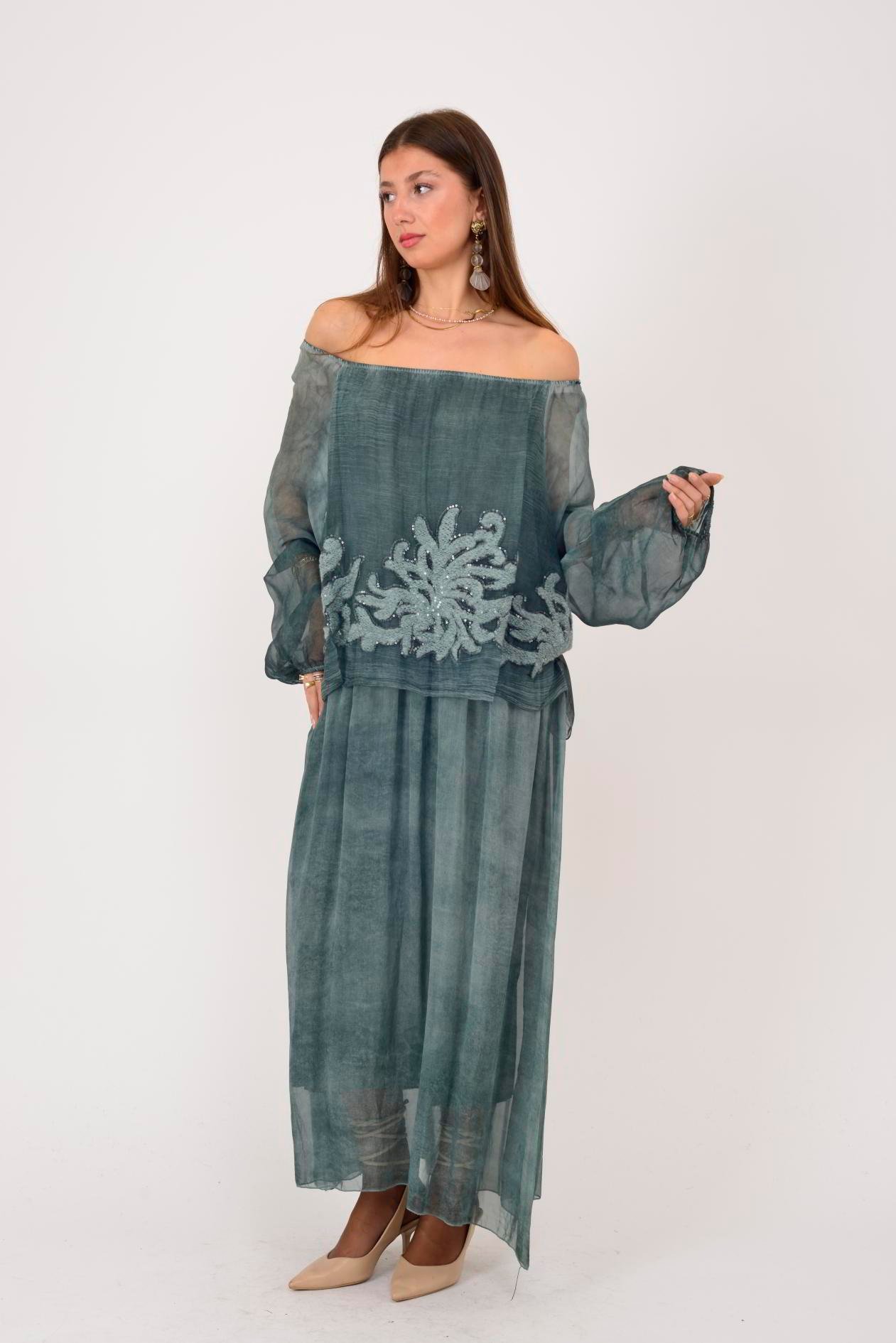 SN510 MADONNA YAKA KABARTMALI PAYET DETAYLI İPEK ELBİSE