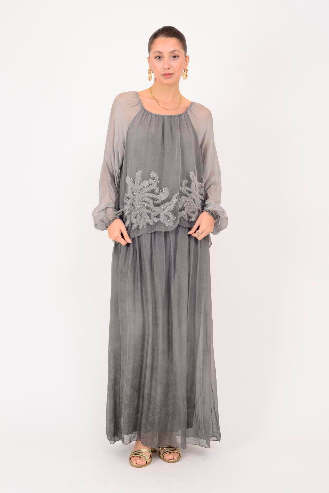 SN510 MADONNA YAKA KABARTMALI PAYET DETAYLI İPEK ELBİSE