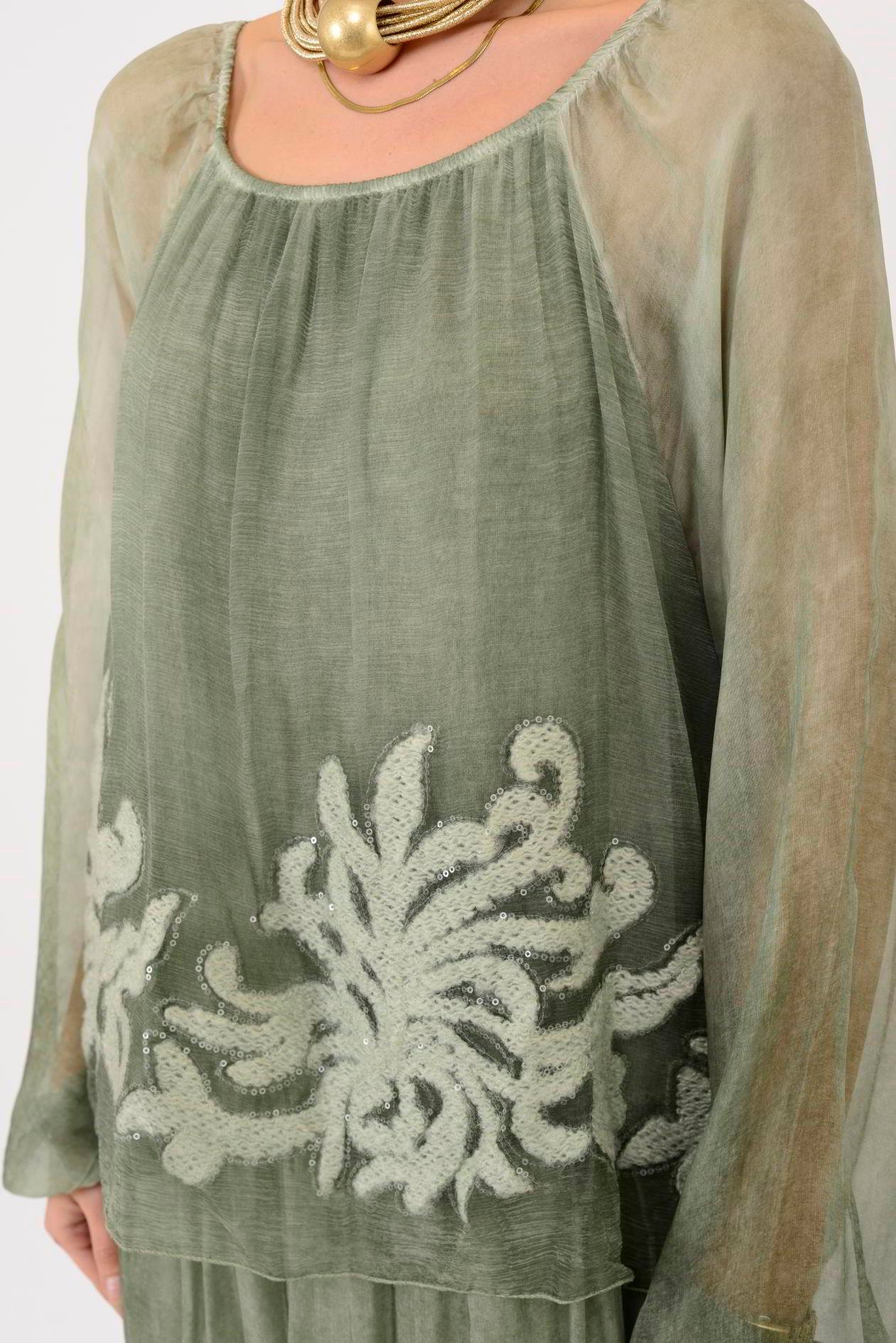 SN510 MADONNA YAKA KABARTMALI PAYET DETAYLI İPEK ELBİSE