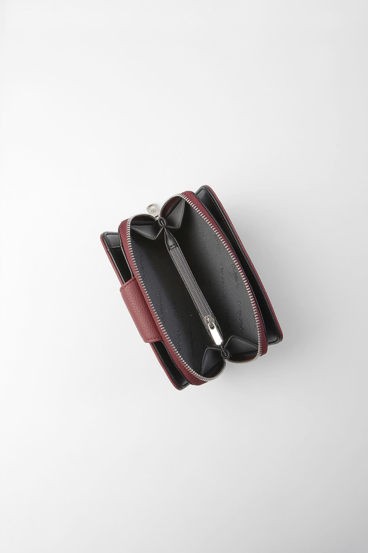 Cengiz Pakel KADIN PORTFÖY