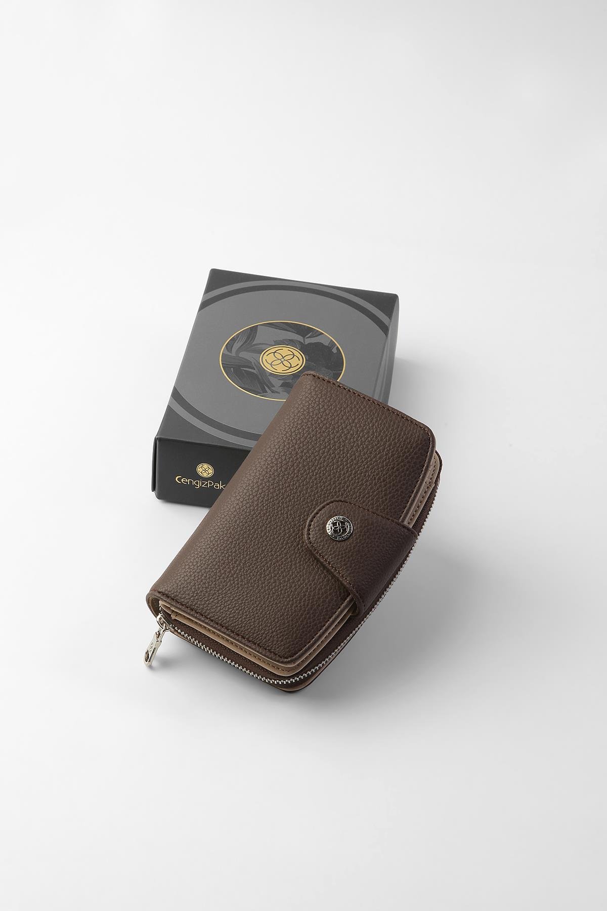 Cengiz Pakel KADIN PORTFÖY