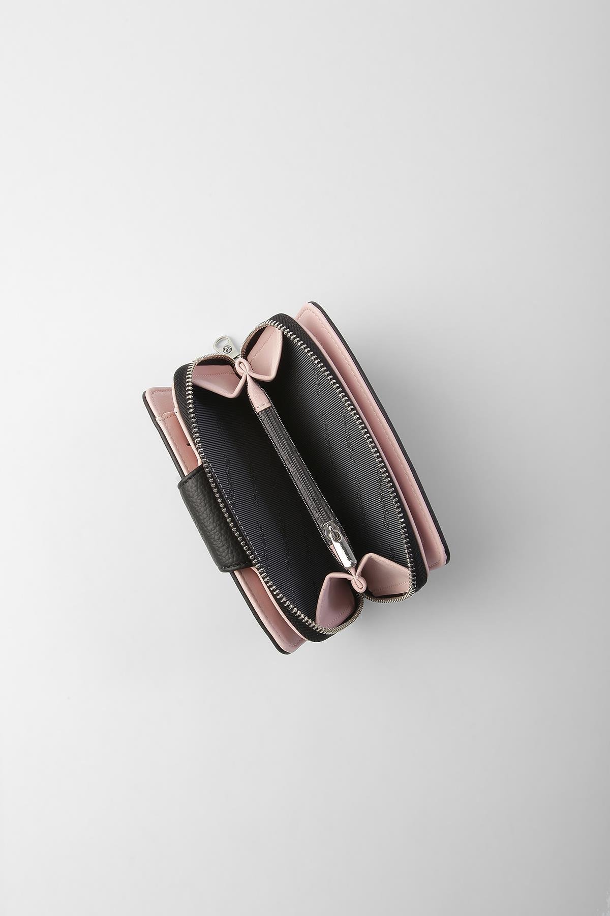 Cengiz Pakel KADIN PORTFÖY