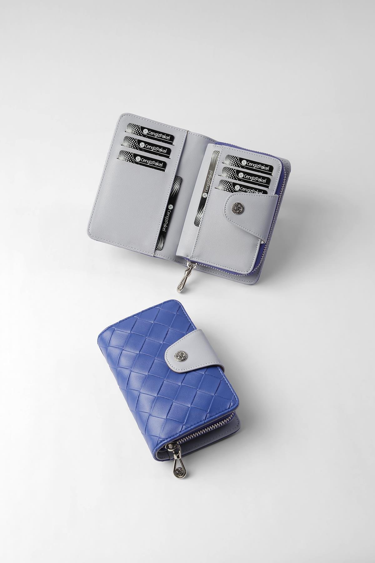 Cengiz Pakel KADIN PORTFÖY