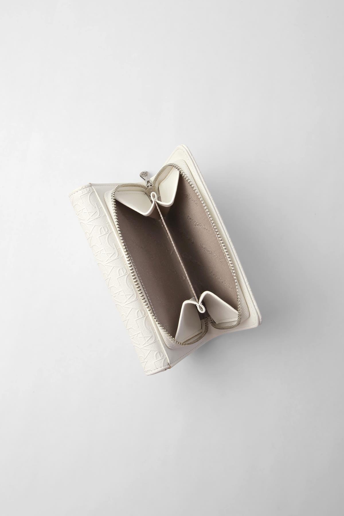 Cengiz Pakel KADIN PORTFÖY