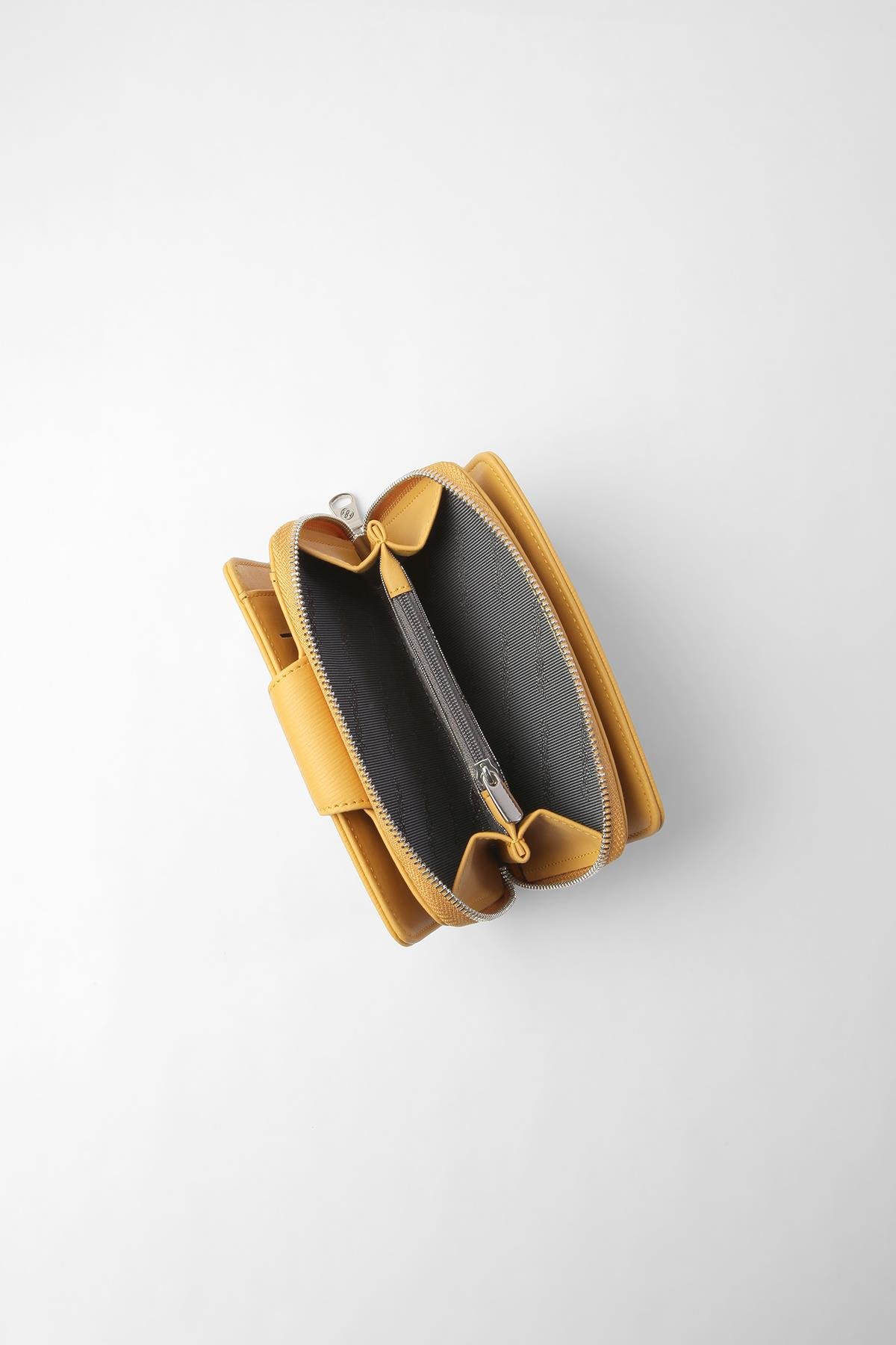 Cengiz Pakel KADIN PORTFÖY