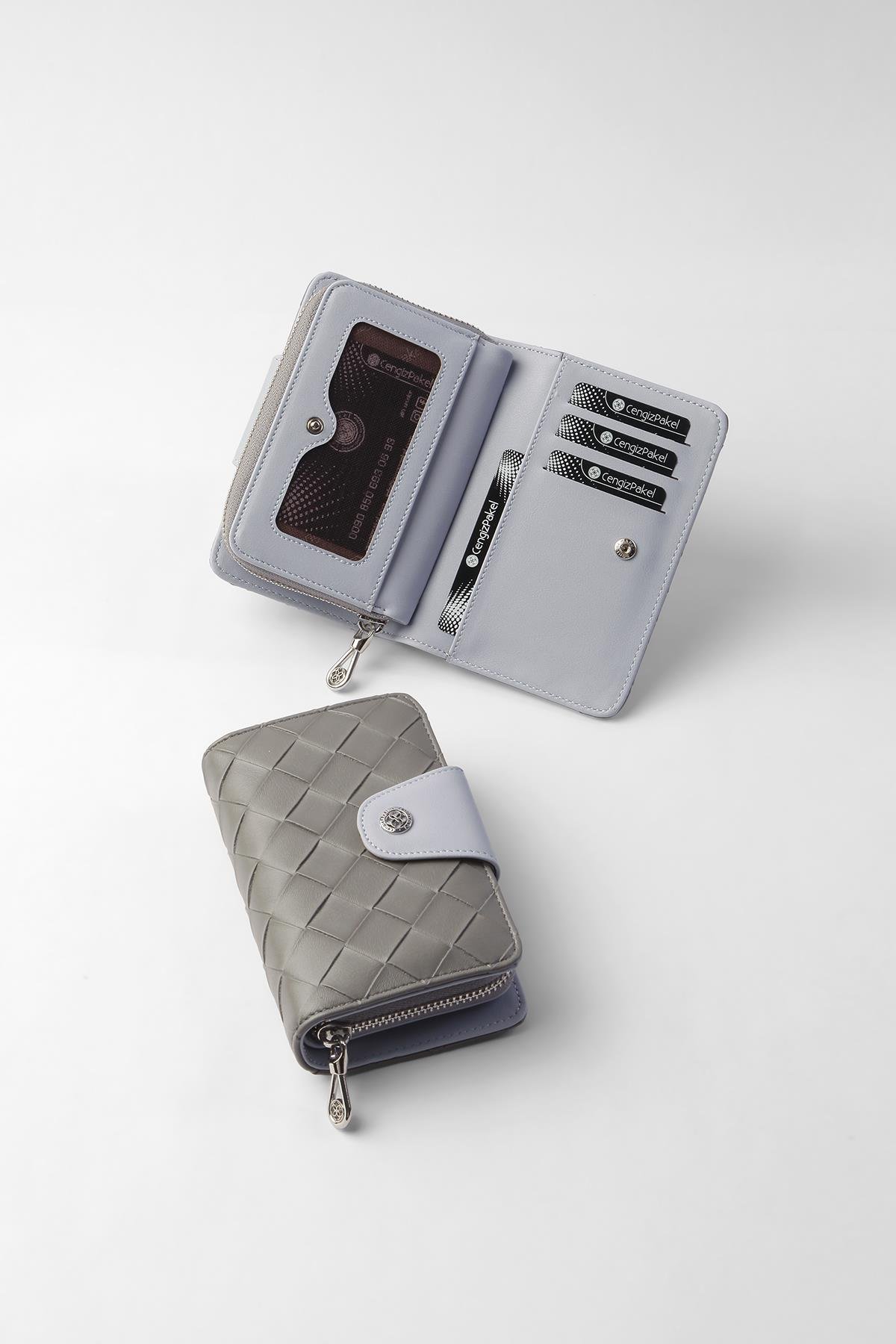 Cengiz Pakel KADIN PORTFÖY