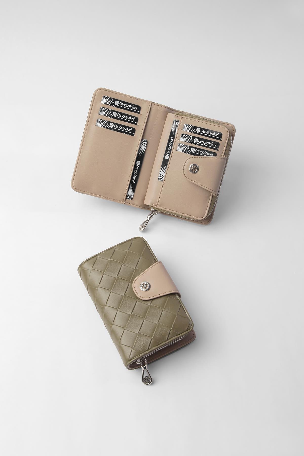 Cengiz Pakel KADIN PORTFÖY