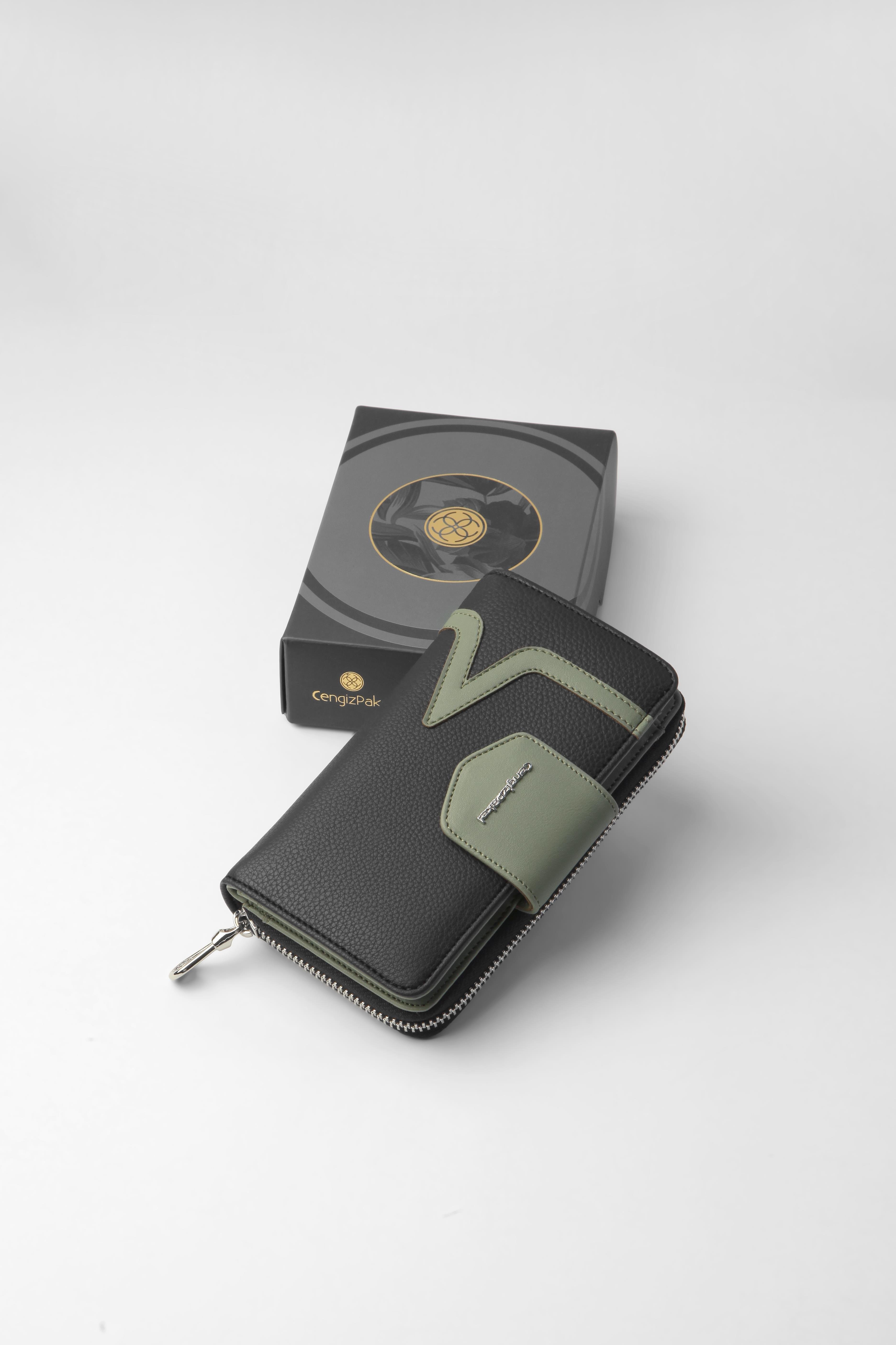 Cengiz Pakel KADIN PORTFÖY