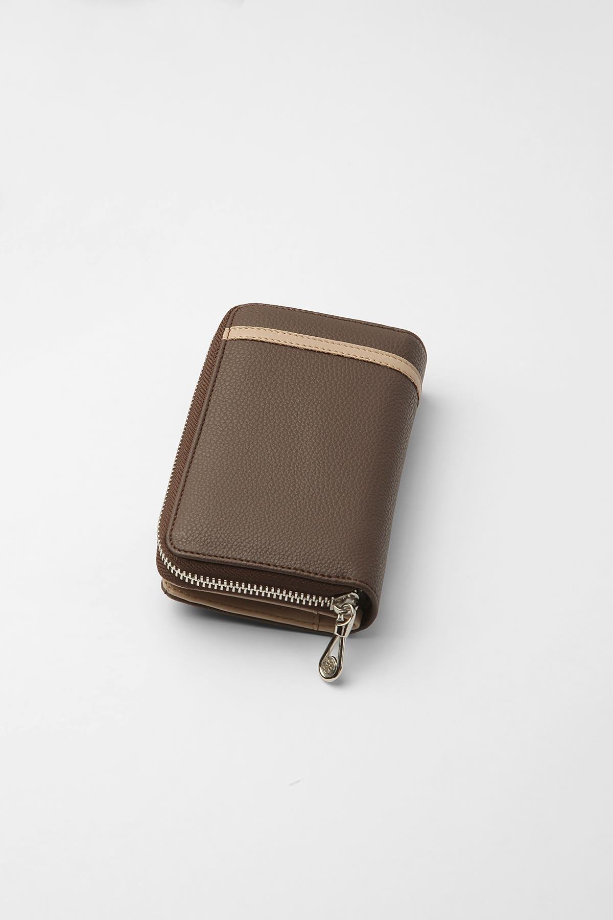 Cengiz Pakel KADIN PORTFÖY