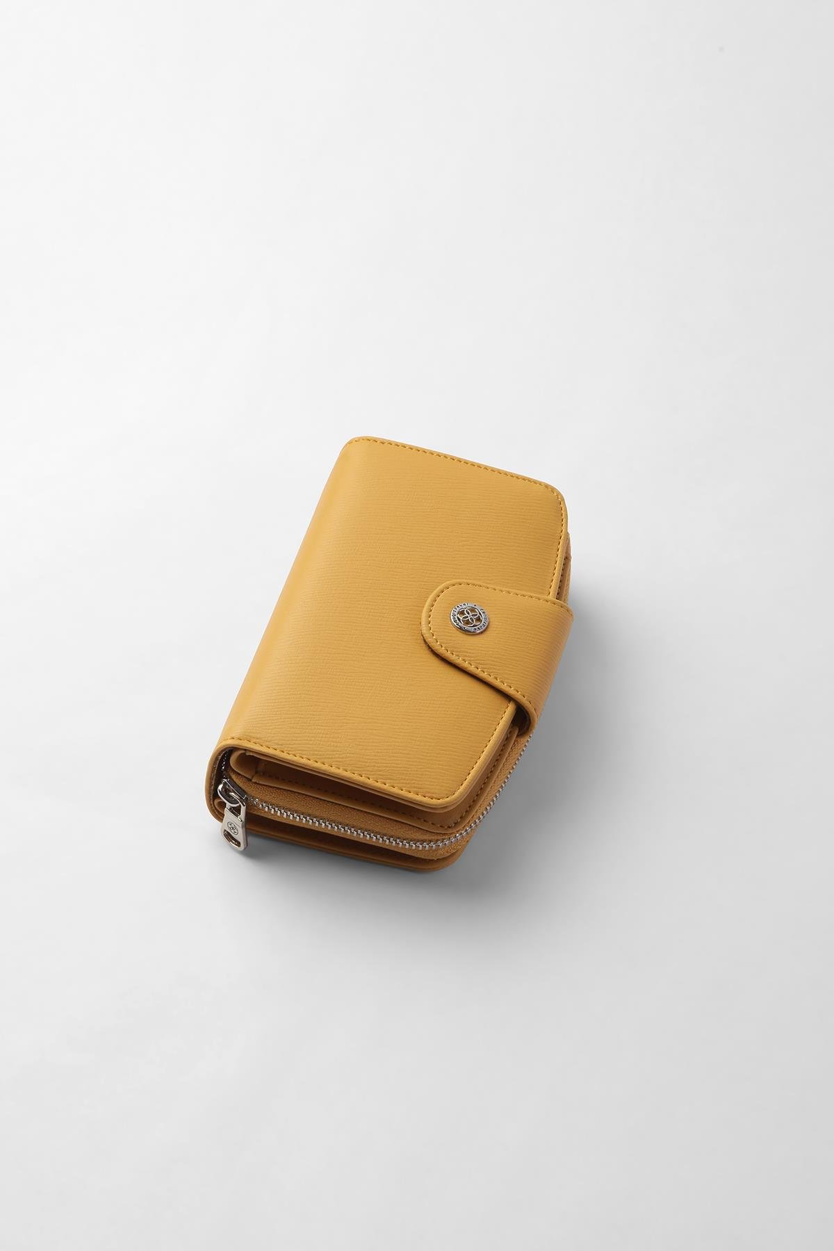 Cengiz Pakel KADIN PORTFÖY