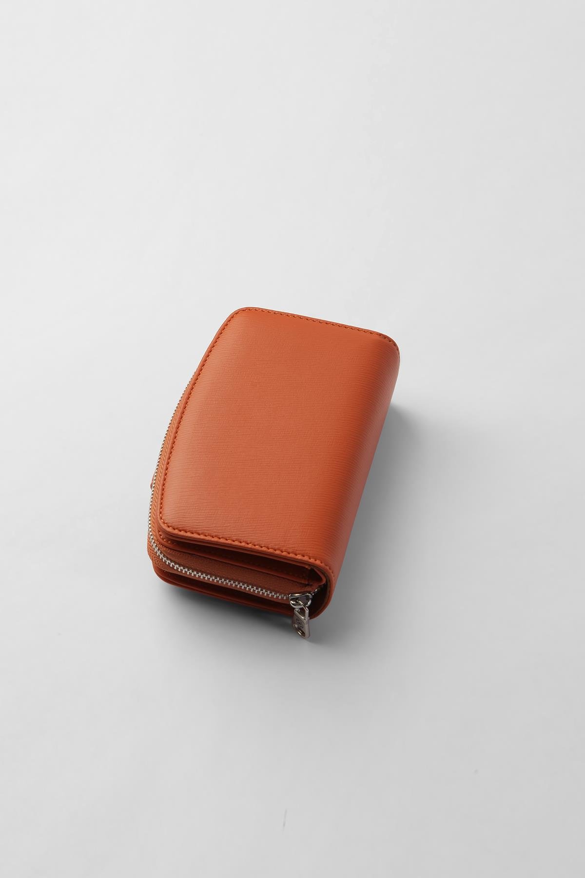 Cengiz Pakel KADIN PORTFÖY