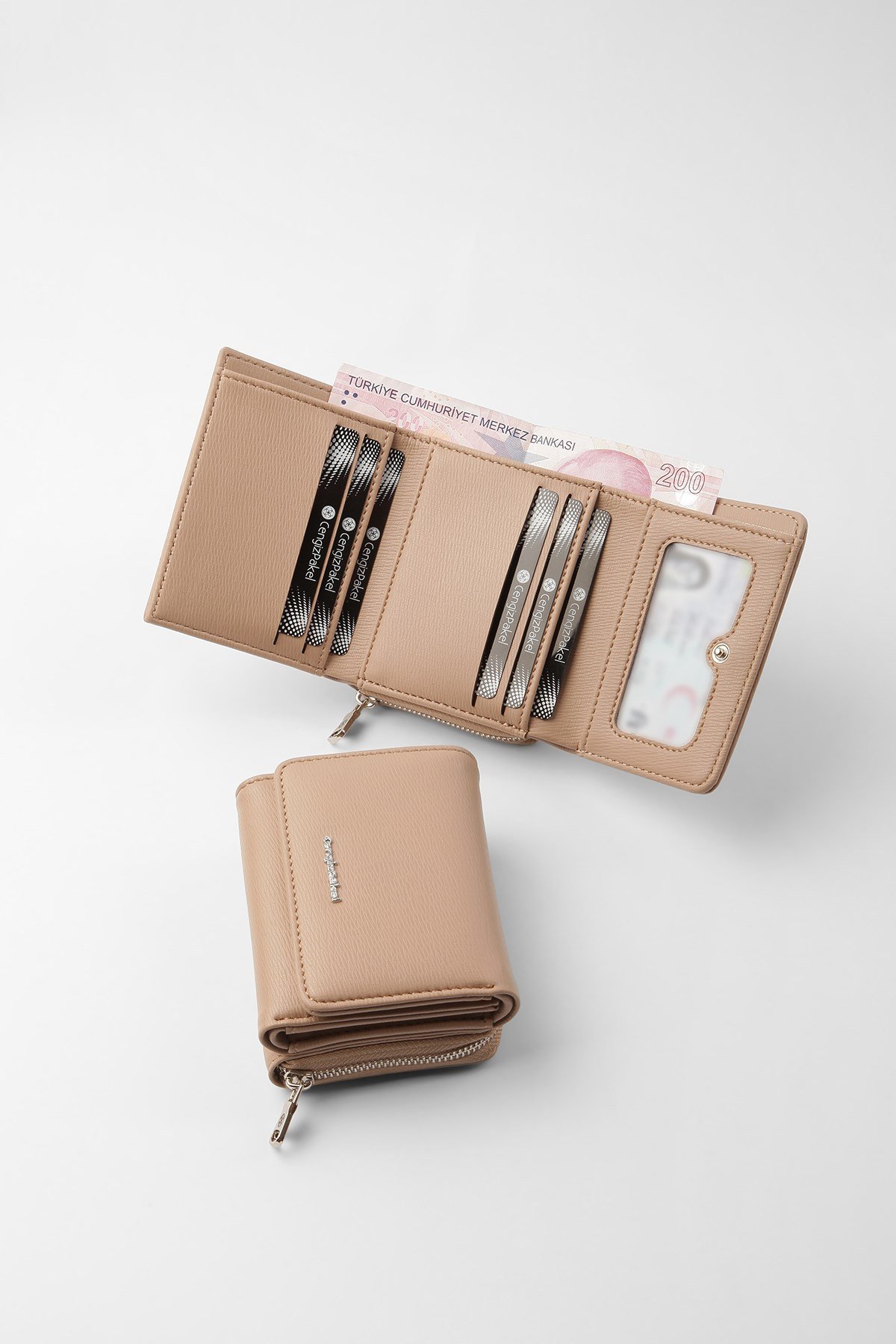 Cengiz Pakel KADIN PORTFÖY ANTALYA