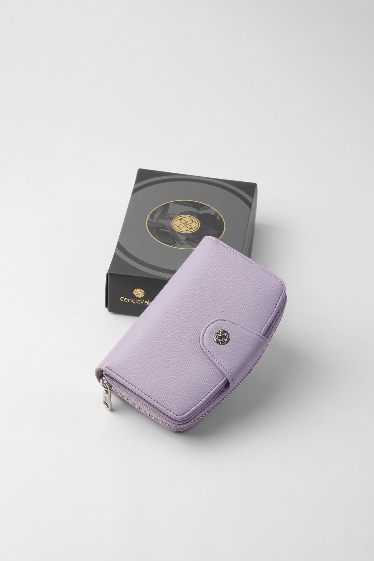 Cengiz Pakel KADIN PORTFÖY