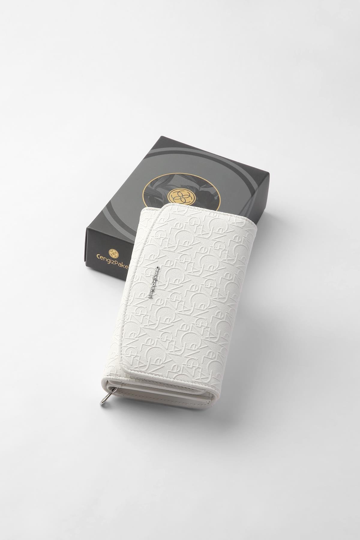 Cengiz Pakel KADIN PORTFÖY