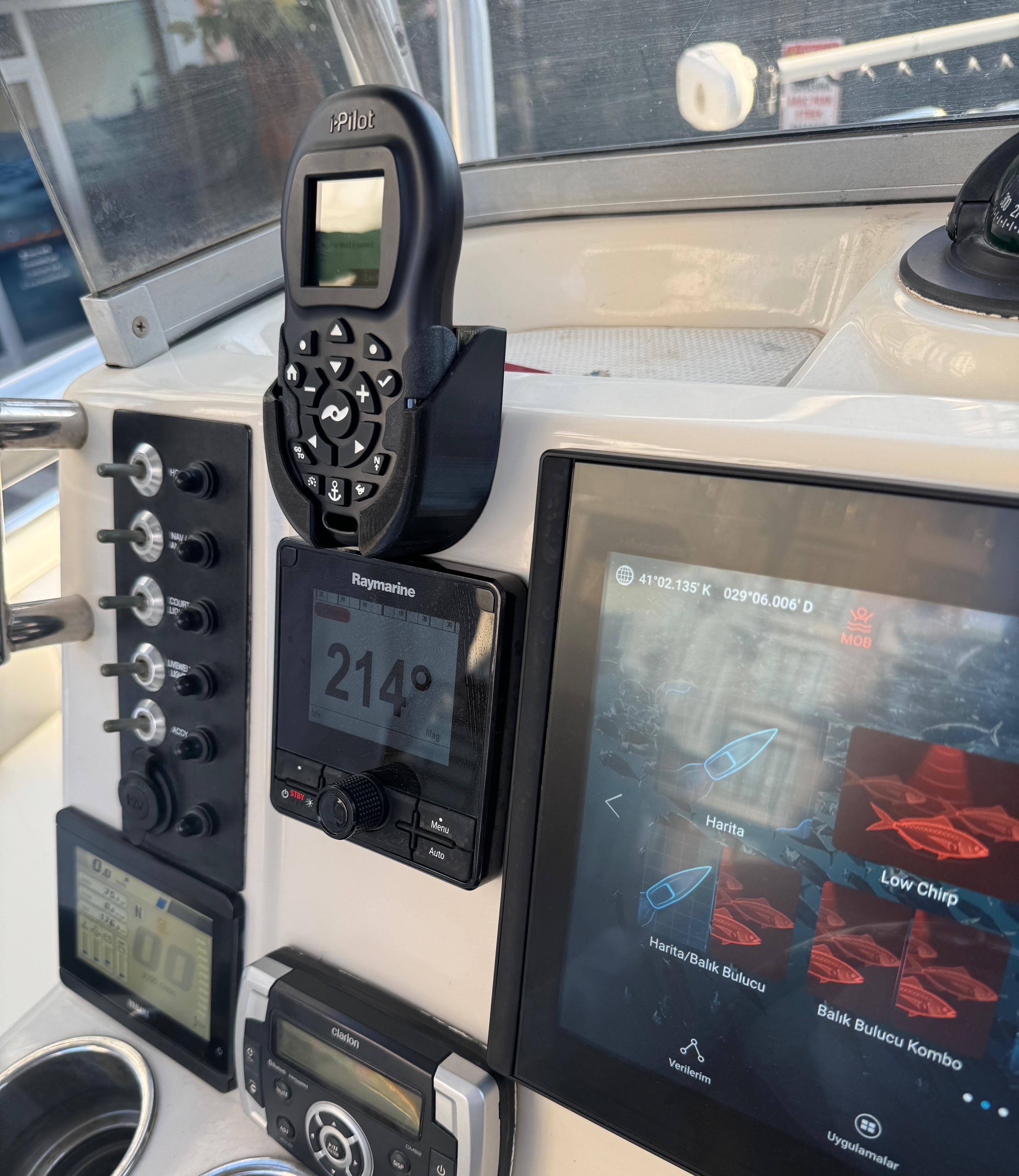 Minn Kota İ-Pilot kumanda tutucu