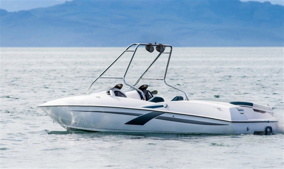 BOSS Audio Systems MRWT40RGB Waketower Marin Hoparlör