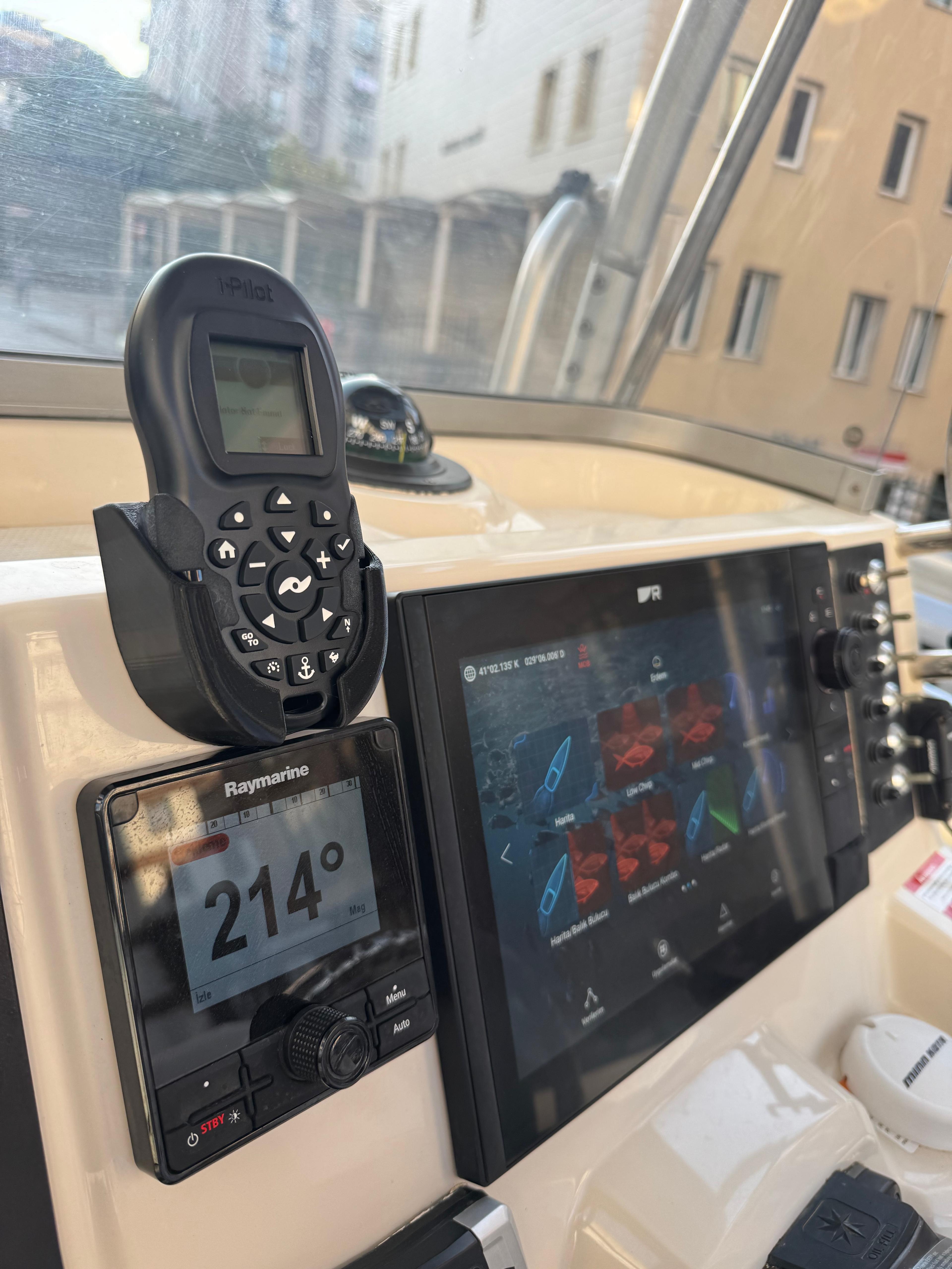 Minn Kota İ-Pilot kumanda tutucu