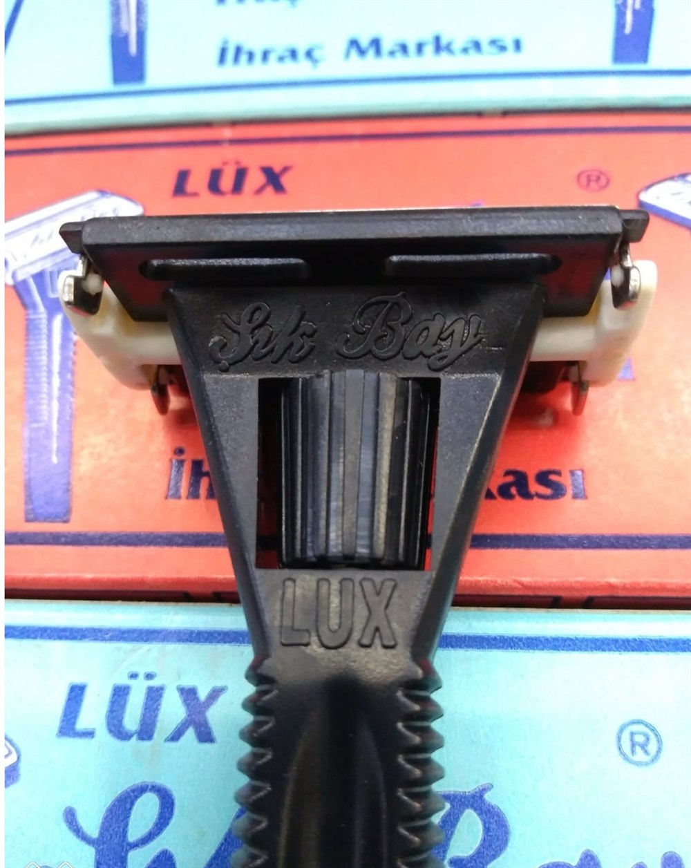 LUX ŞIKBAY ÇEVIR AÇ TIRAŞ MAKINESI 