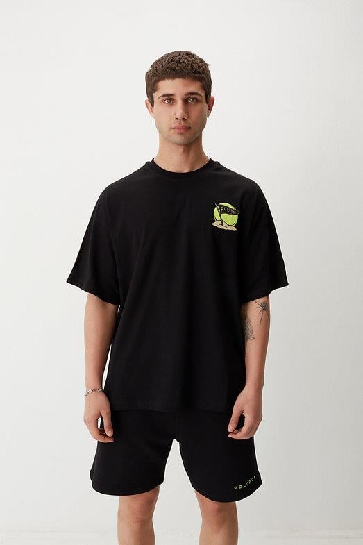 Polypop https://www.skateboardingturkey.com/polypop-no-ordinary-summer-oversized-boxy-fit-t-shirt-ecru 