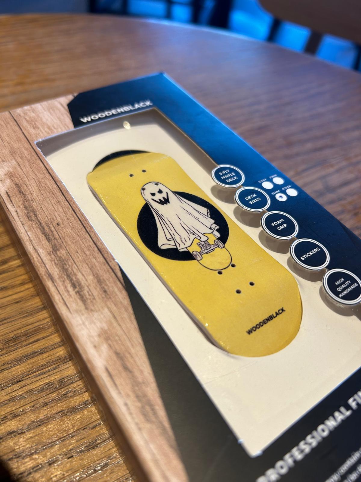 Woodenblack Ghost Fingerboard Deck 