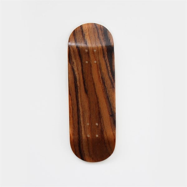 WOODENBLACK ROSE DECK