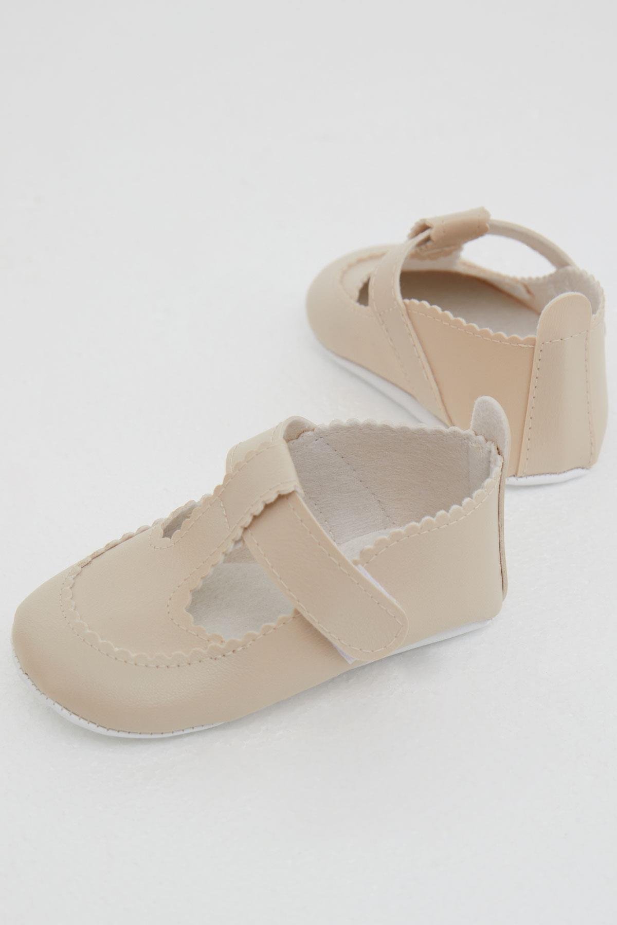Bebiccino Kız Bebek Patik Ayakkabı Cırtlı Bej (18 Numara-19 Numara)