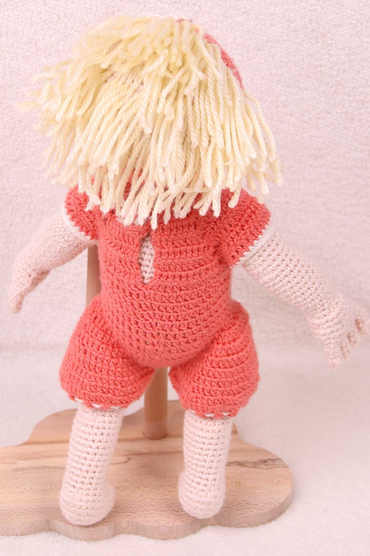 Breeze Al Yanaklı Emzikli Bebek Amigurumi Organik Oyuncak Karışık Renk (Boy 30 cm)