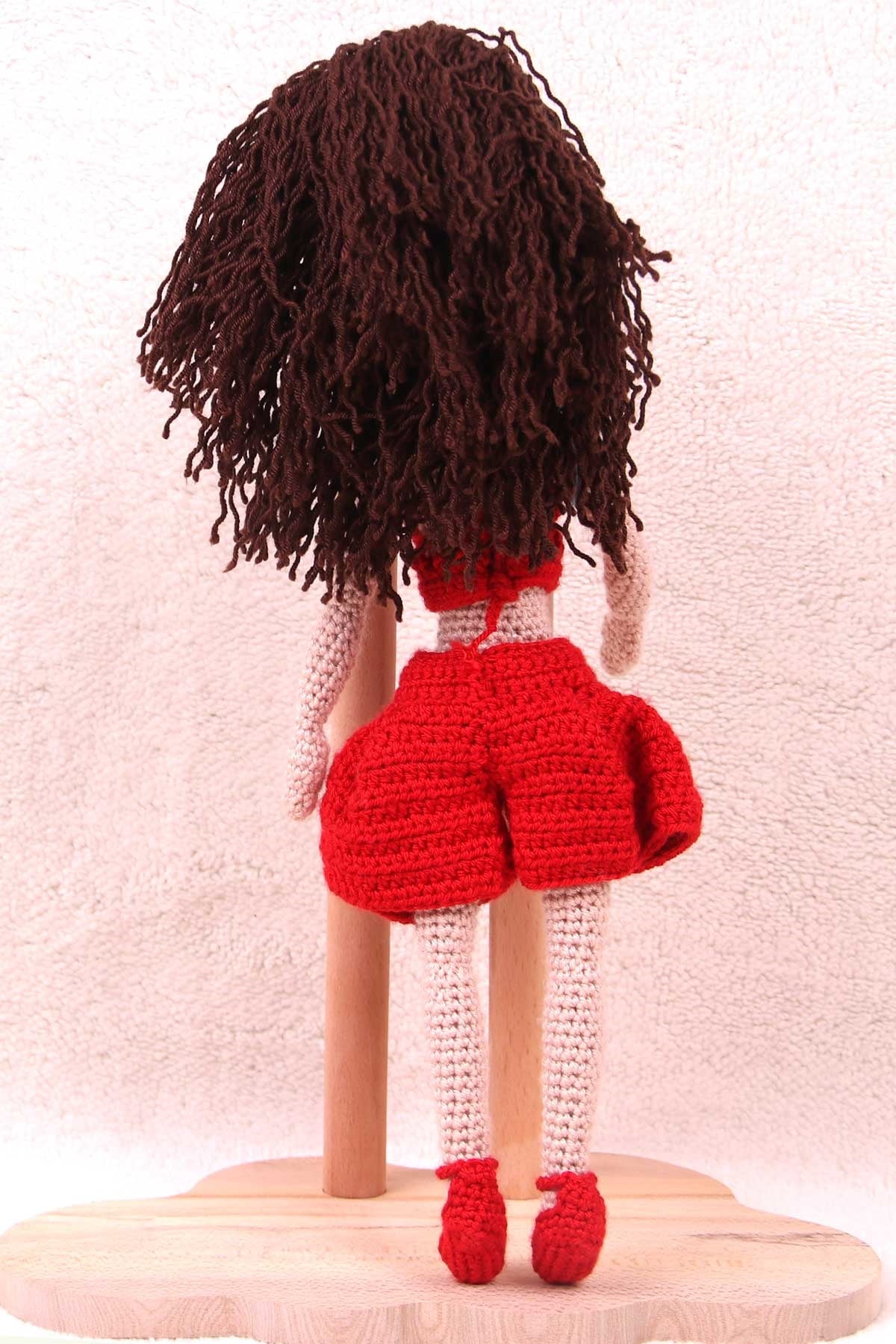 Breeze Çılgın Bebek Amigurumi Organik Oyuncak Kırmızı (Boy 27 cm)