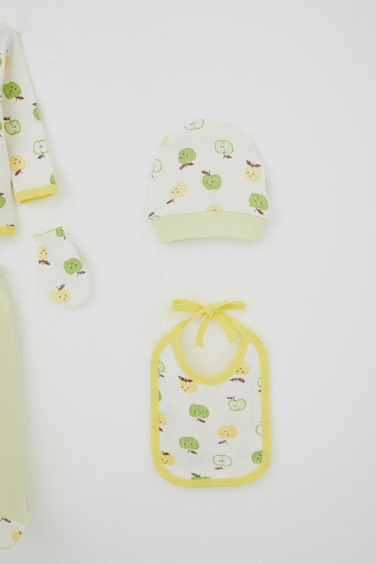 Breeze Erkek Bebek Hastane Çıkışı 5 li Sevimli Minik Elma Desenli Ekru (0-3 Ay)