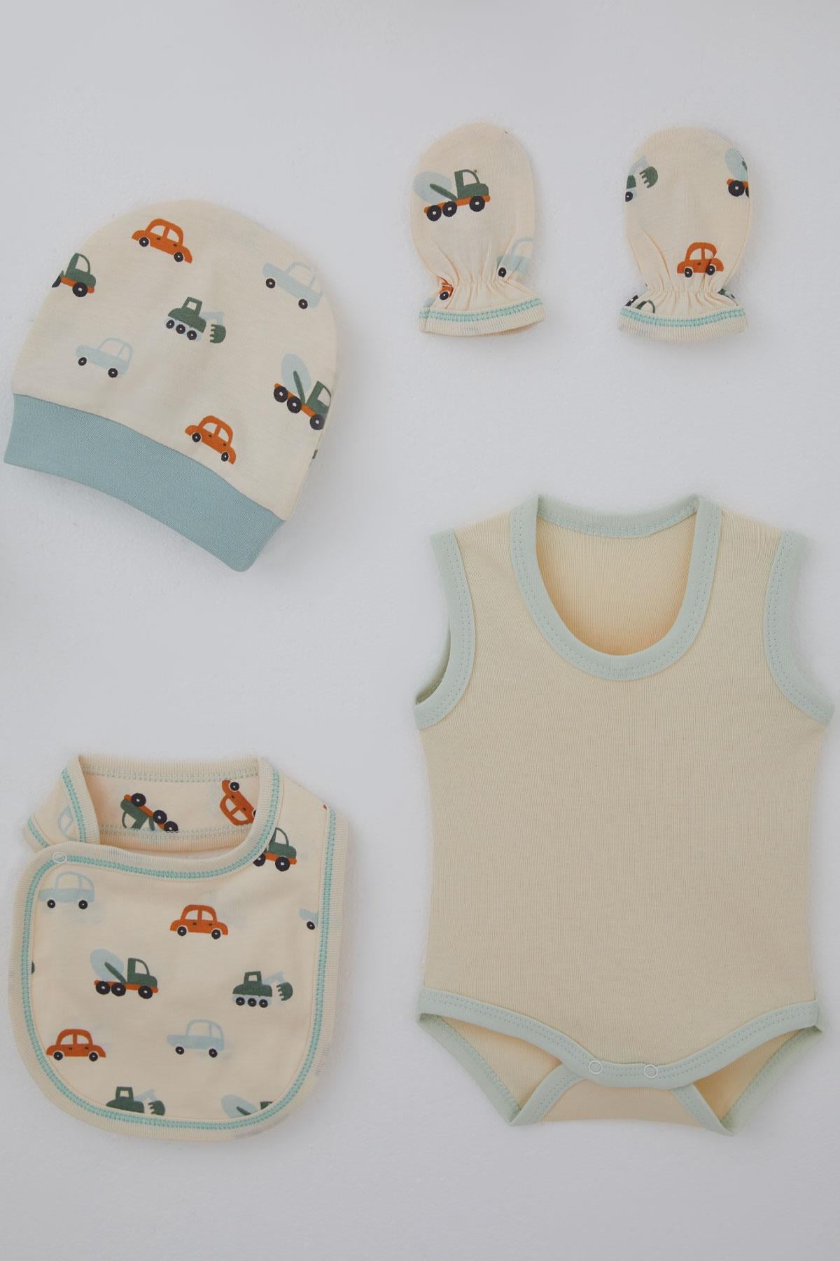 Breeze Erkek Bebek Hastane Çıkışı 8 li Renkli İş Makinesi Desenli Krem (0-3 Ay)