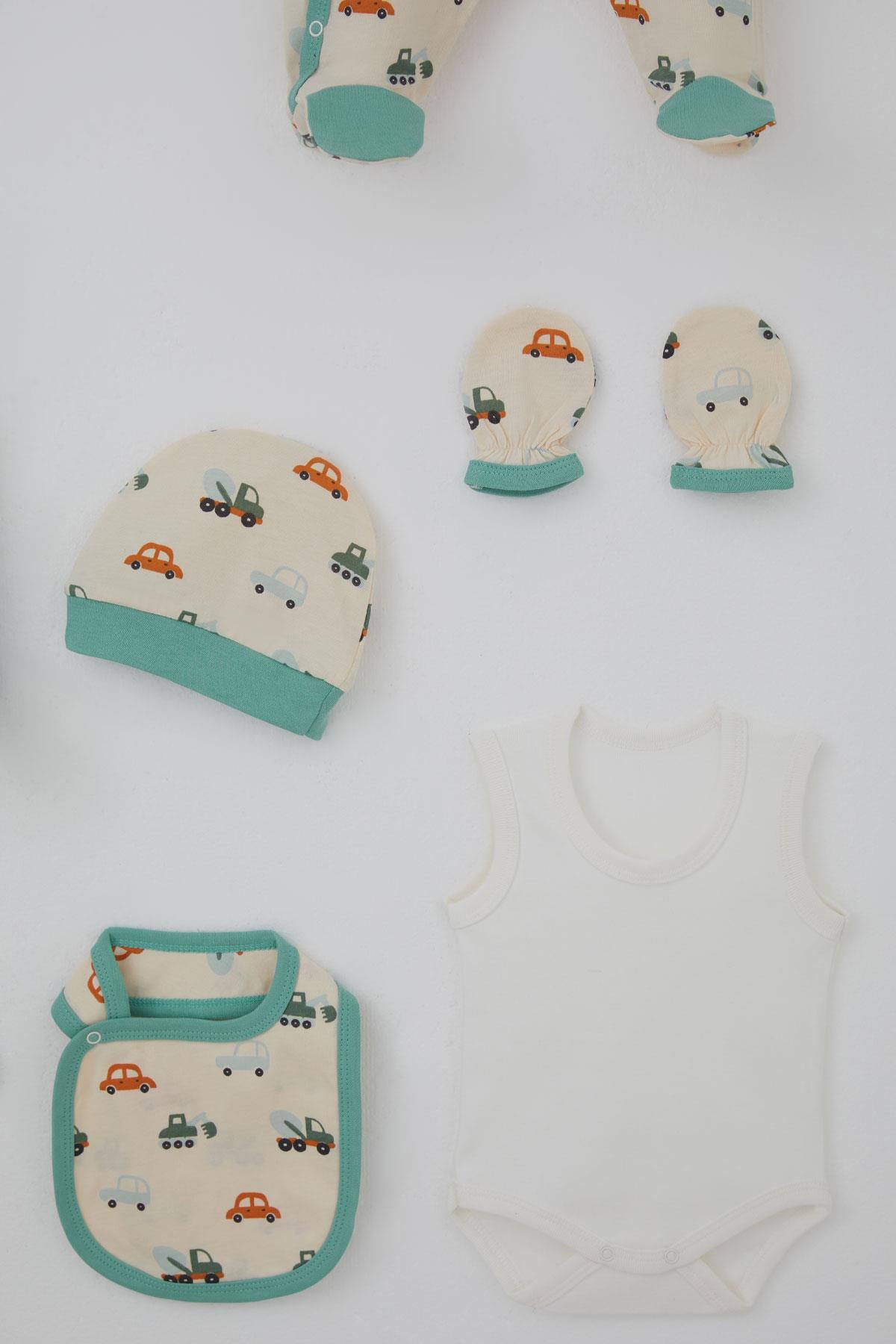 Breeze Erkek Bebek Hastane Çıkışı 8 li Renkli İş Makinesi Desenli Krem (0-3 Ay)